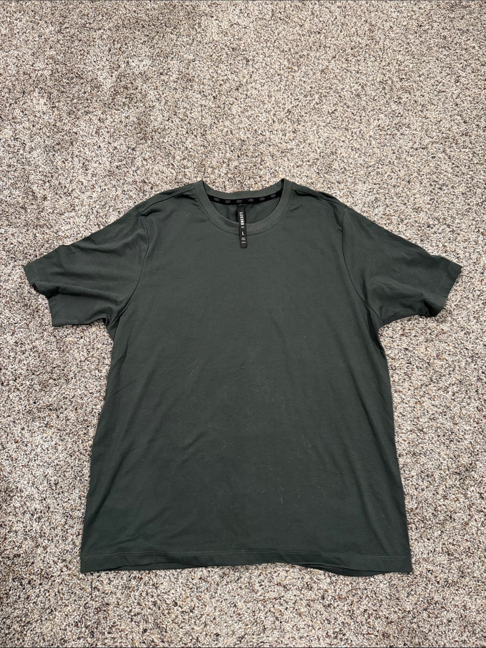 NWOT - Men's Crew Neck T-Shirt - Olive Green. FAST SHIP